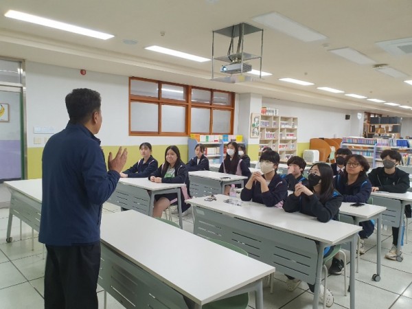 KakaoTalk_20230510_171023026_06.jpg