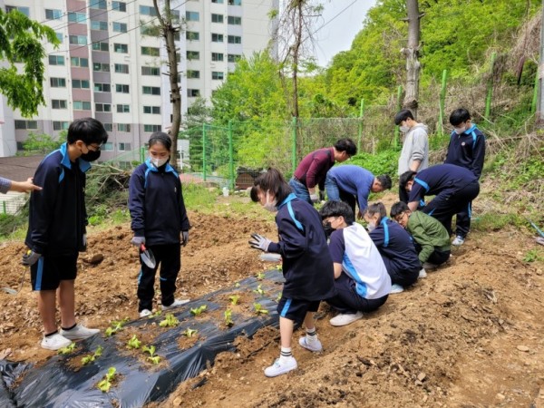 KakaoTalk_20230502_135720092_06.jpg